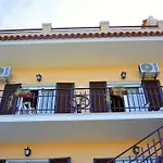 Anna's First Floor Apartmán Perama (Corfu)