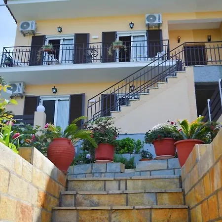 Anna's First Floor Perama (Corfu)