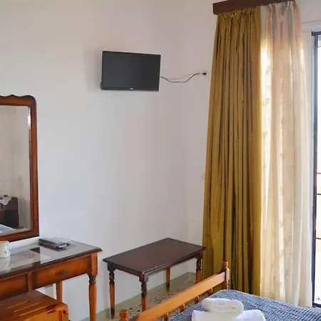 Anna's First Floor Apartment *